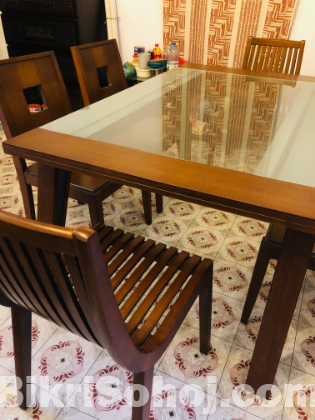 Hatil Dining Table Almost New